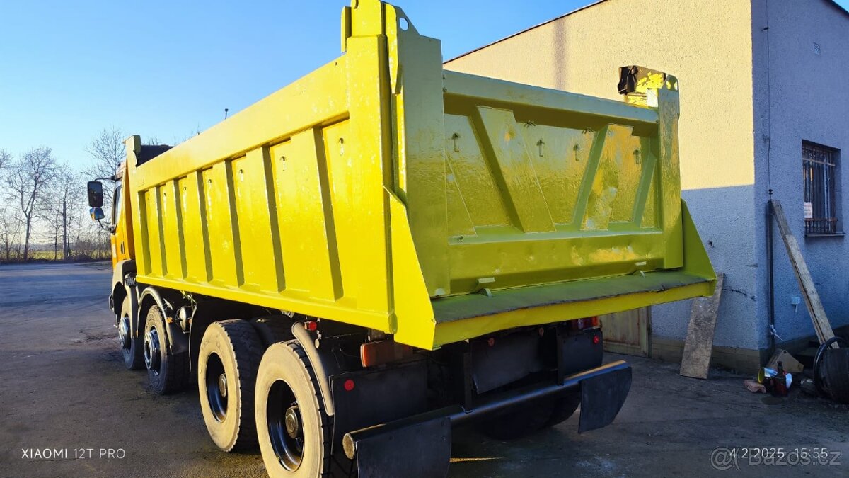 Renault Kerax 8x4 dCi420 - 3