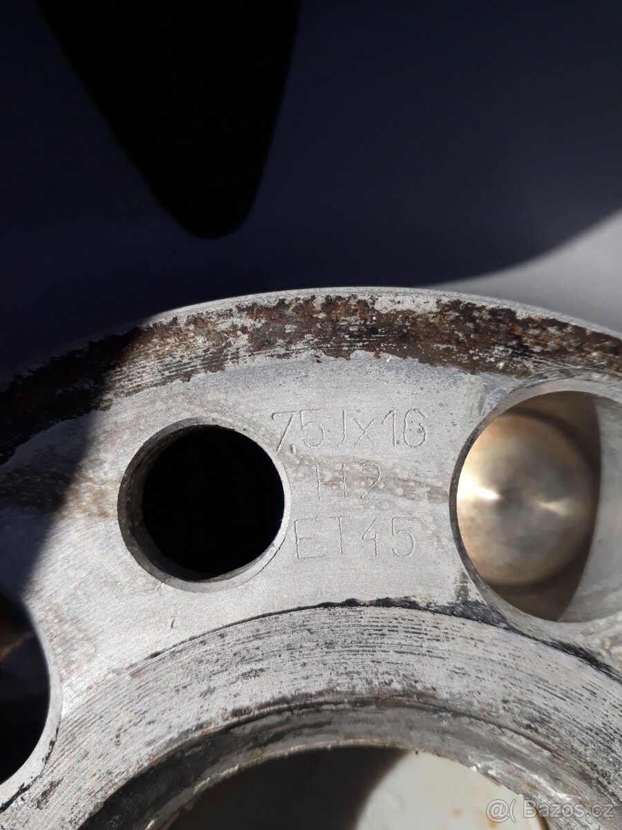 ALU KOLA AUDI A6 4F -- 16" - 3