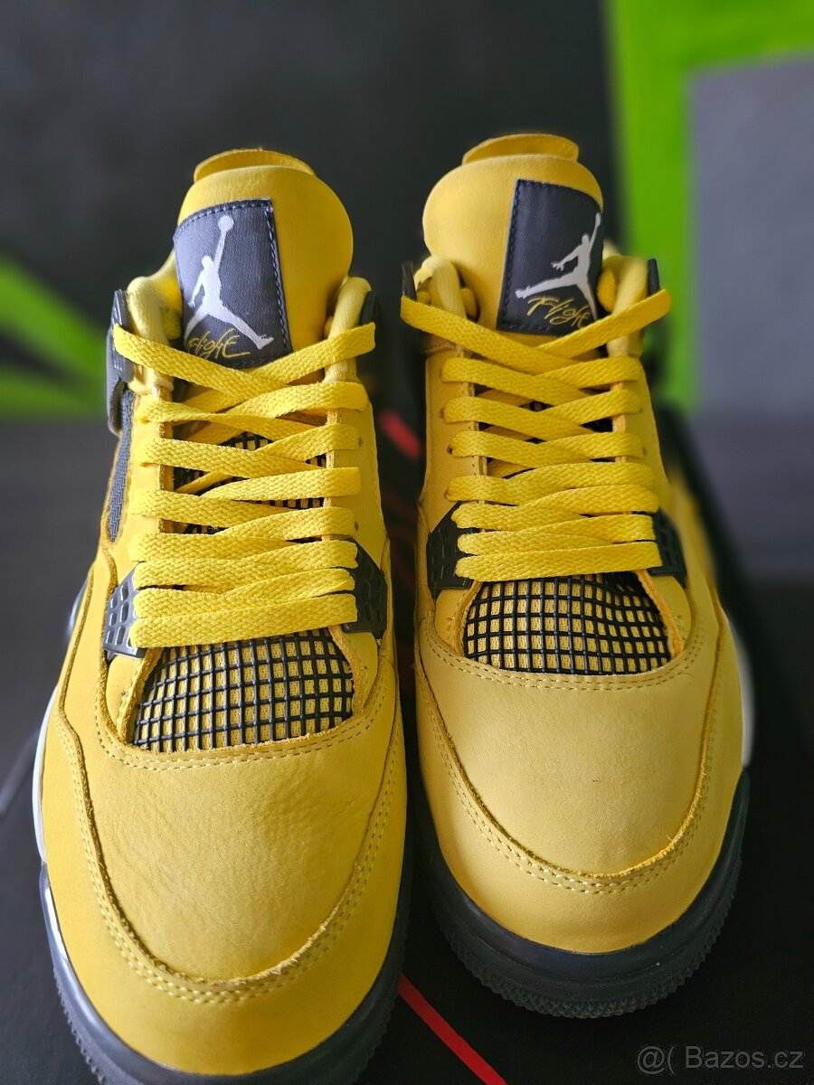 Jordan 4 Retro Lightning 2021 - 3