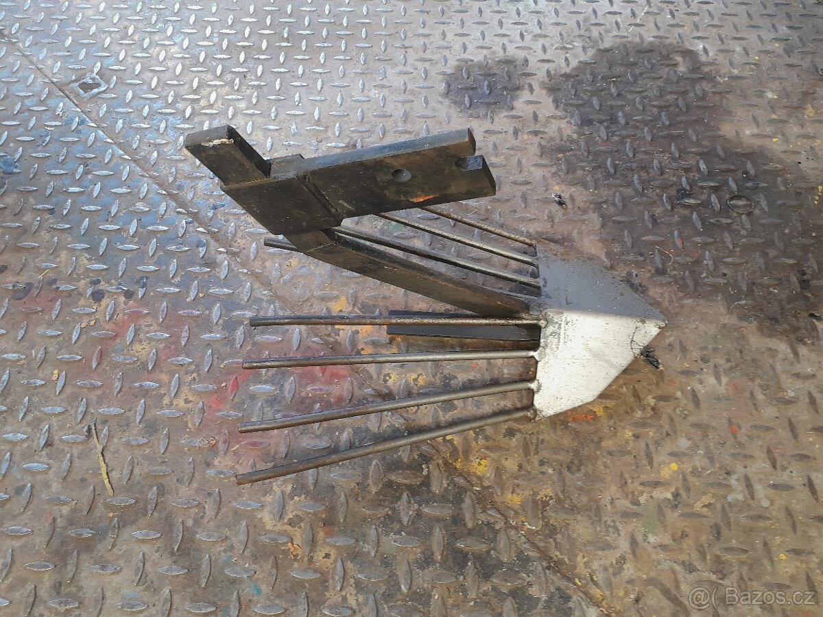 Vyoravač brambor vari - 3