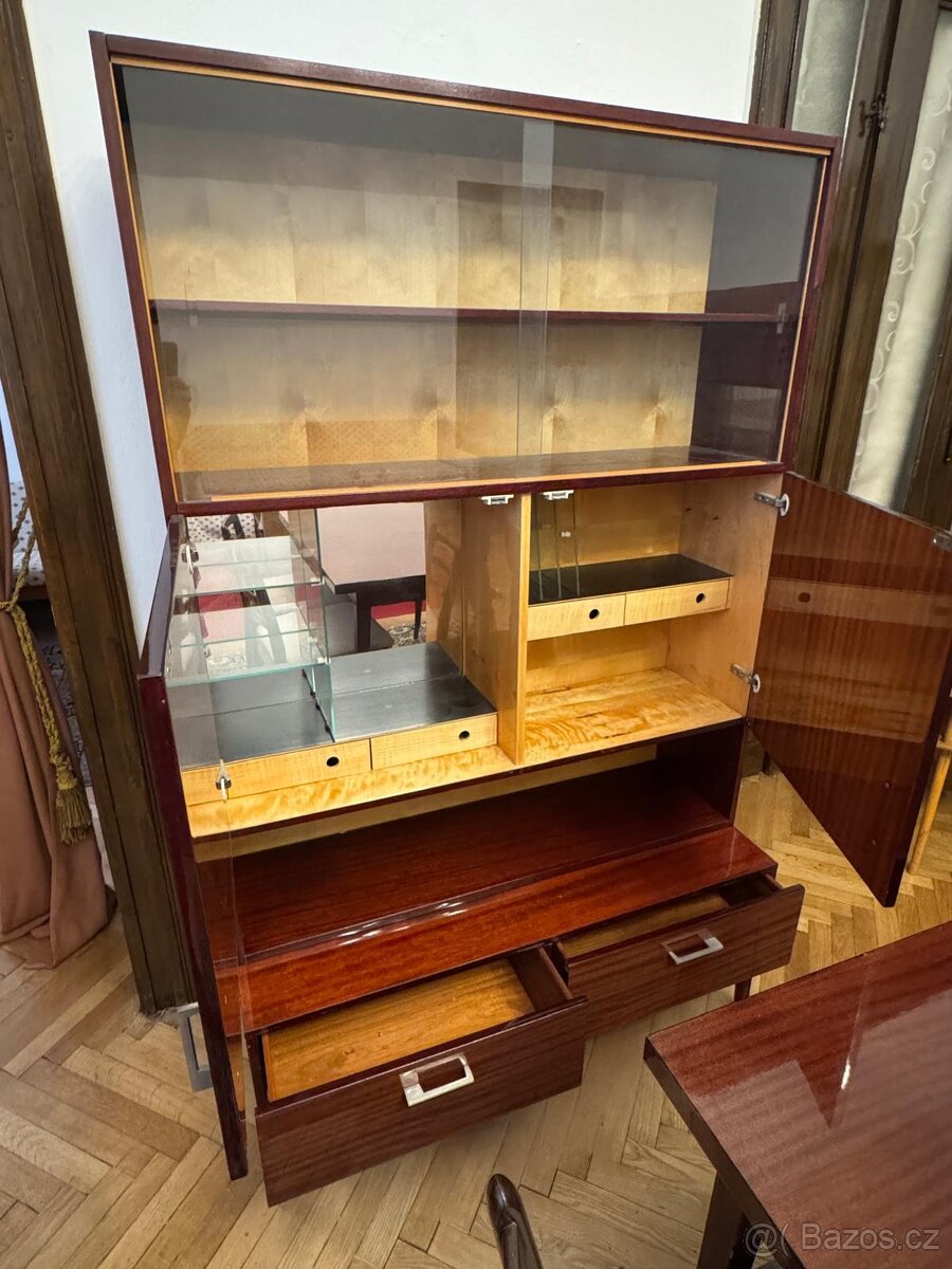 retro nábytek 70. léta - 3