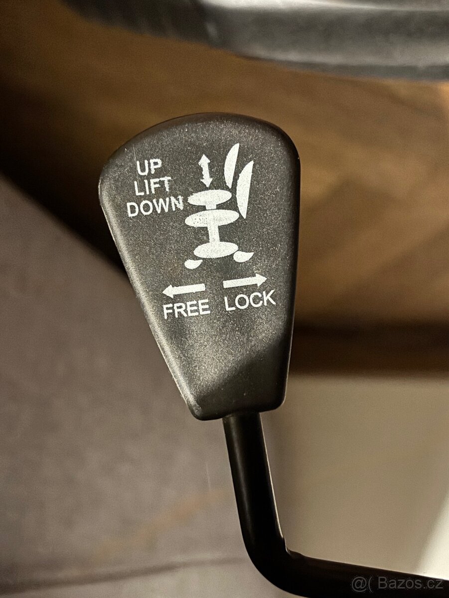 Kancelářská židle hnědá - 3