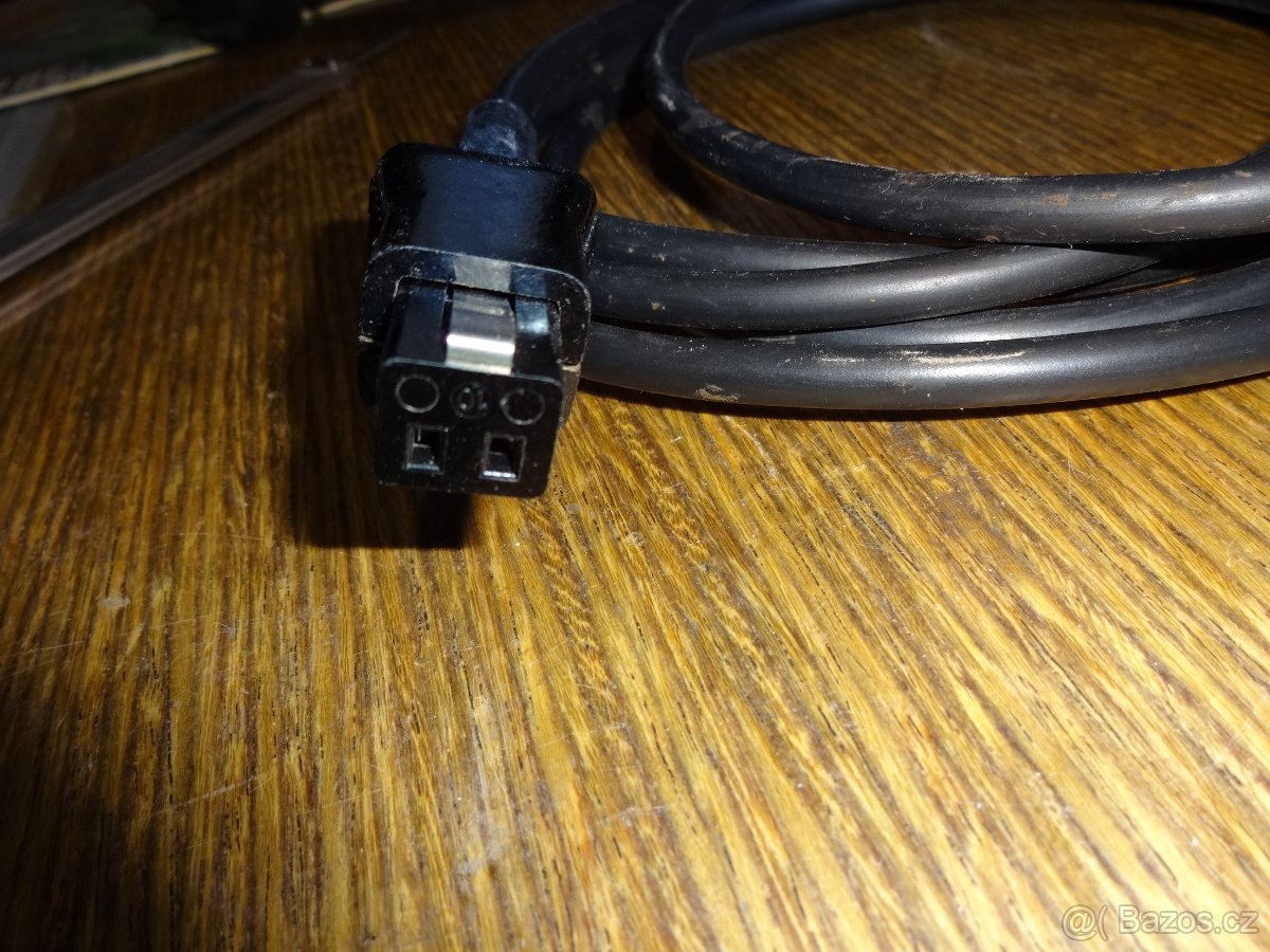 KABEL napájecí, TESLA, 230V, menší koncovka, délka 1,5m - 3