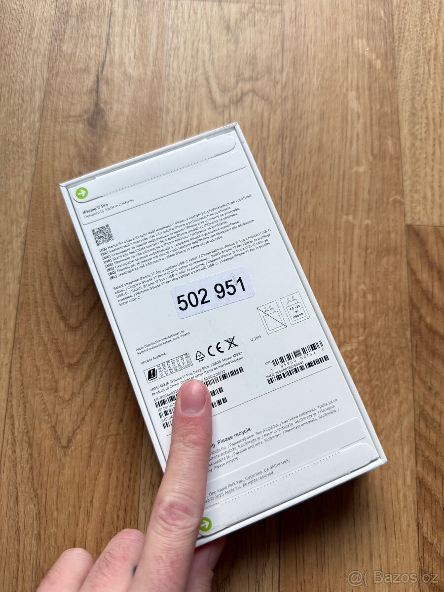 Apple iPhone 17 Pro 256GB modrý - 3