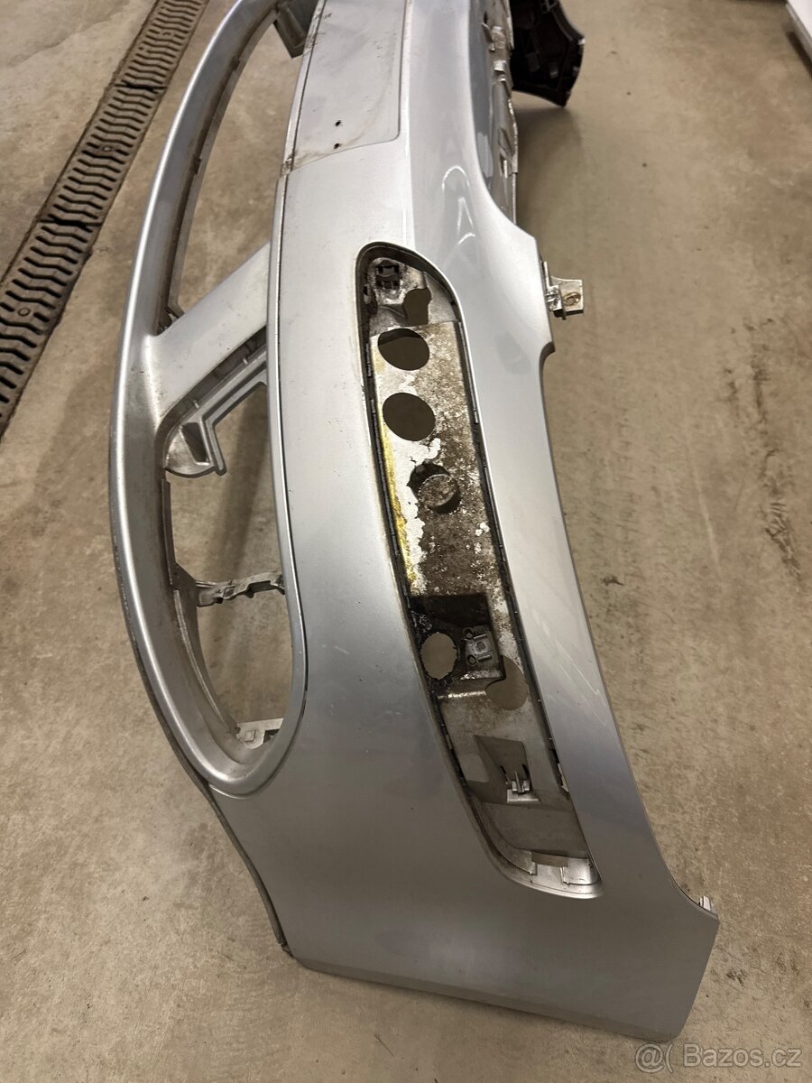 Přední nárazník VW Golf 5M0807217E GRU - 3