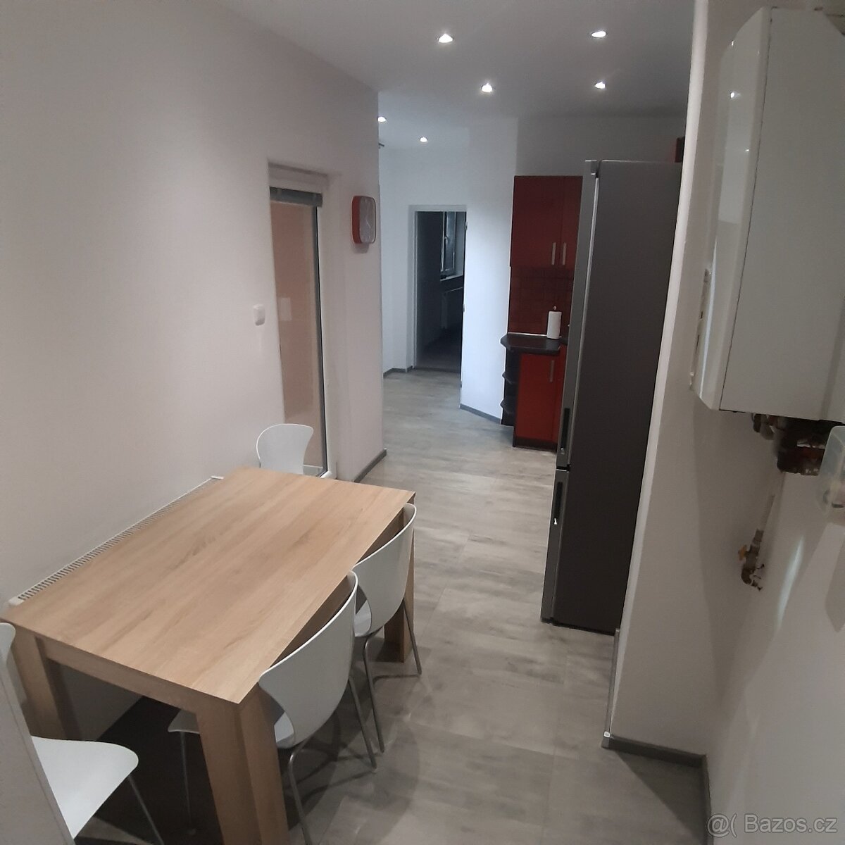Pronájem bytu 60 m2 - 3