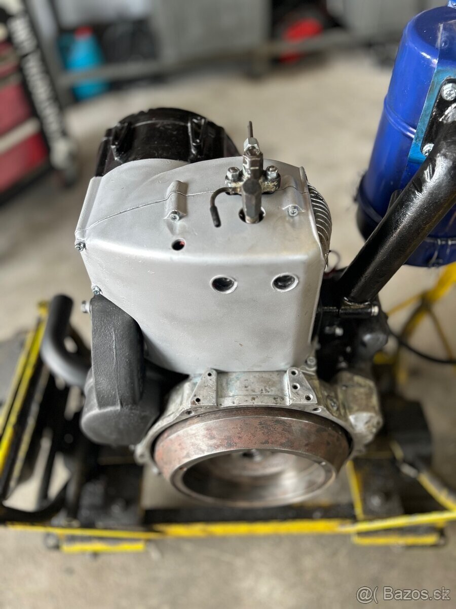 Predám motor slavia 1d90 na malotraktor tz4k14,tk12,tk14,mt8 - 3