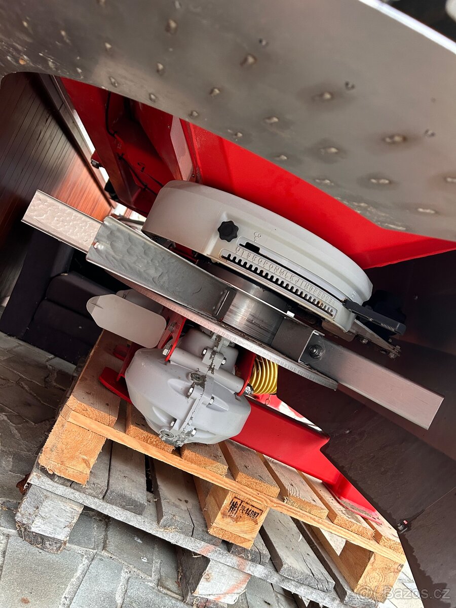 Rozmetadlo Kverneland Execta-TL Geo - 3