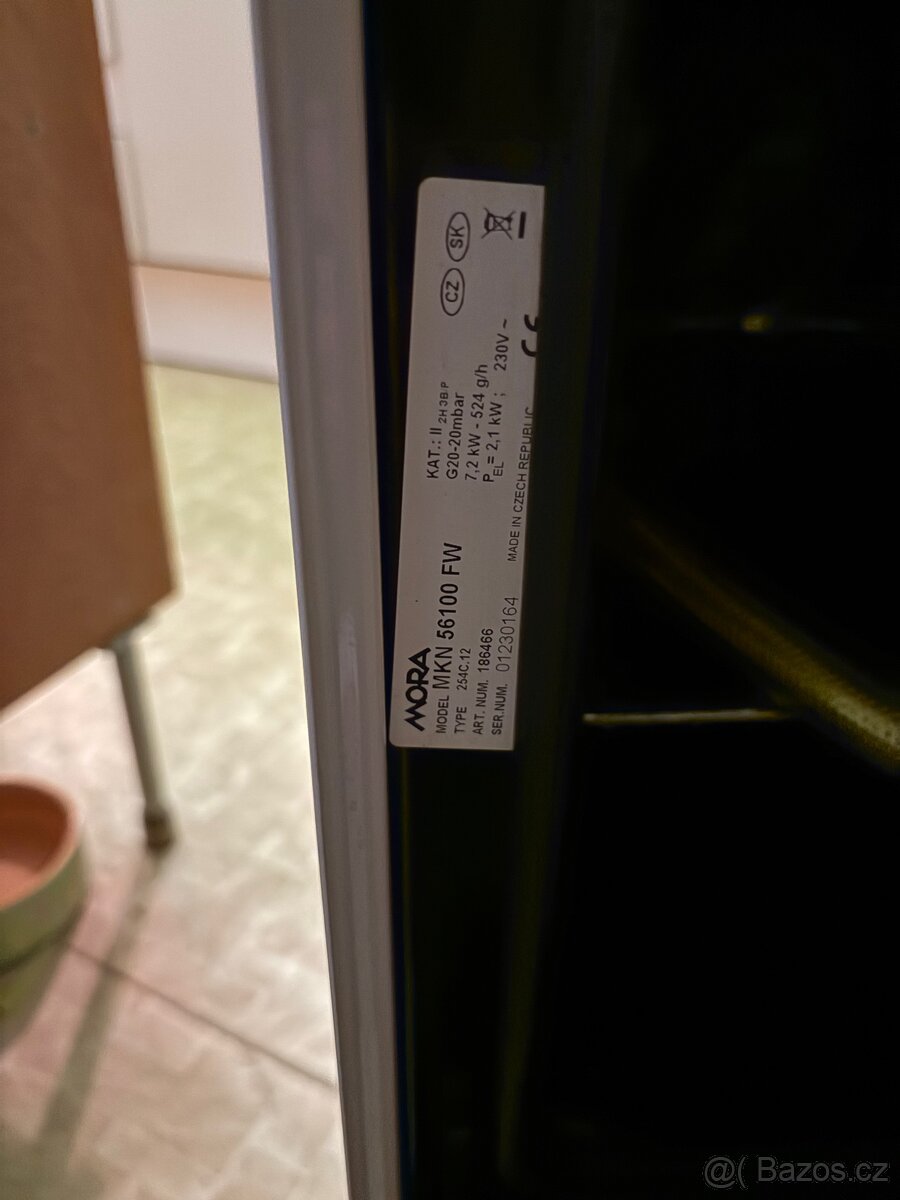 Kombinovaný plynový sporák Mora MKN 56100FW - 3