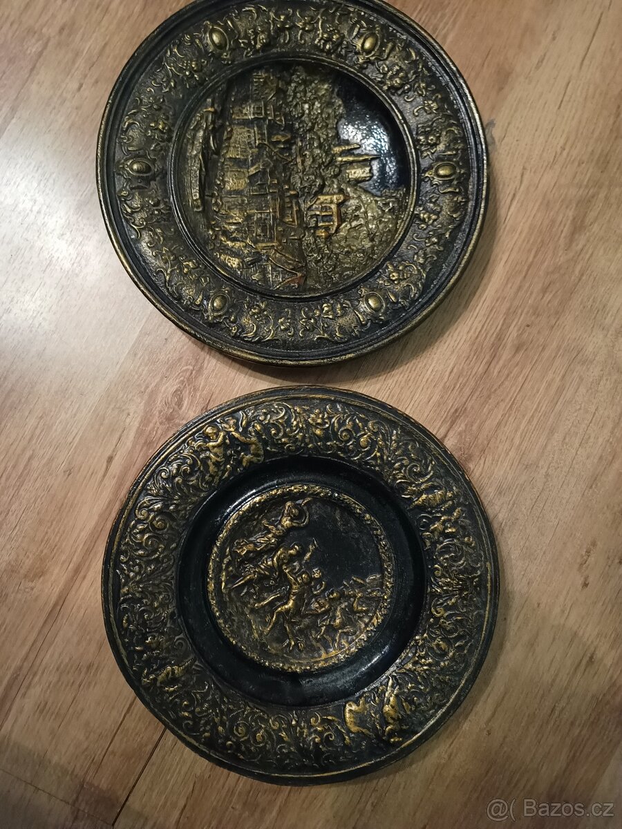 prodam Litinové talíře - blanenská umělecká litina - 3