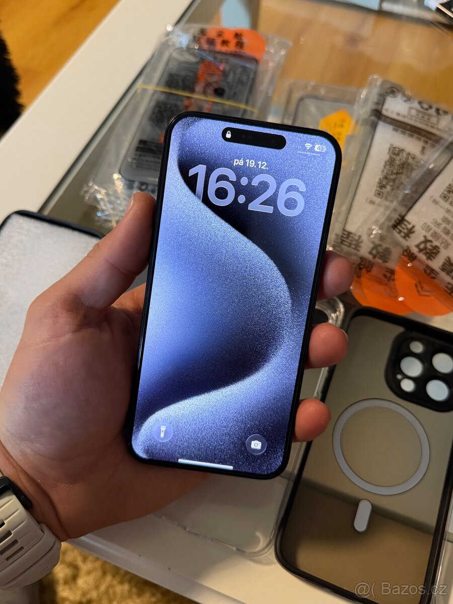 Apple iPhone 15 pro Max 256gb modrá - 3