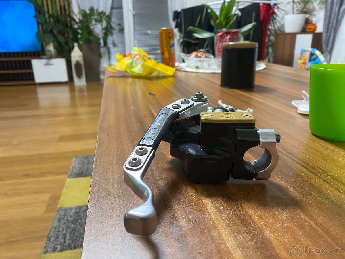 Clake one light Clutch - 3