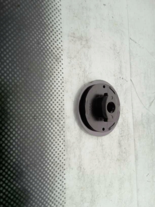 VW Polo čelní sklo - 3