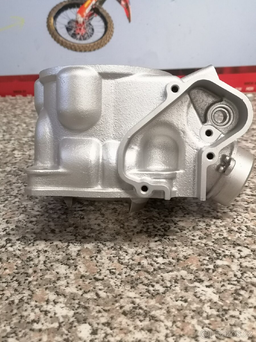 Yamaha yz 125 válec - 3