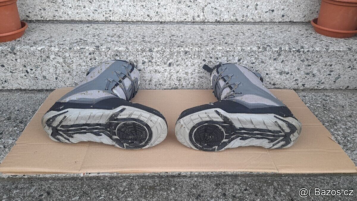 Snowboardové boty Crazy Creek 29,5 cm - 3