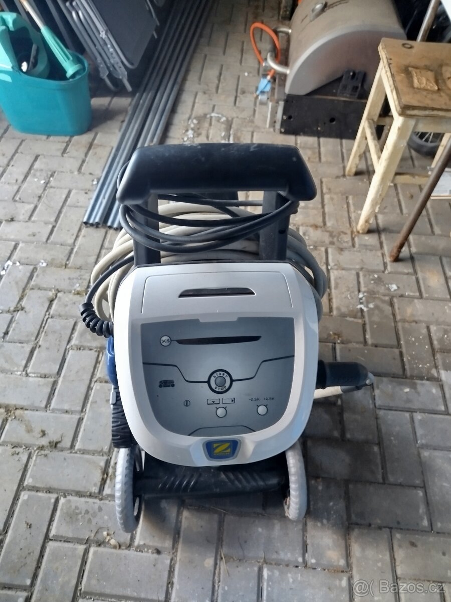 Bazenový vysavač - 3