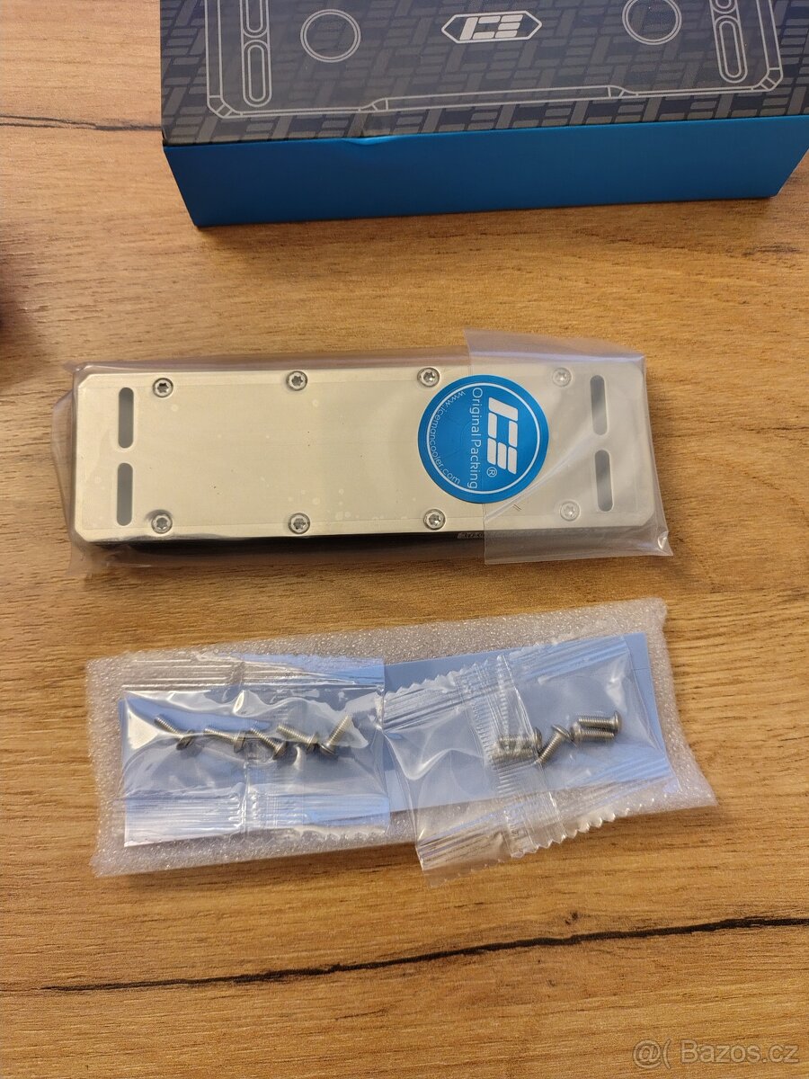 IceManCooler vodny blok na pamate - 4 sloty - 3