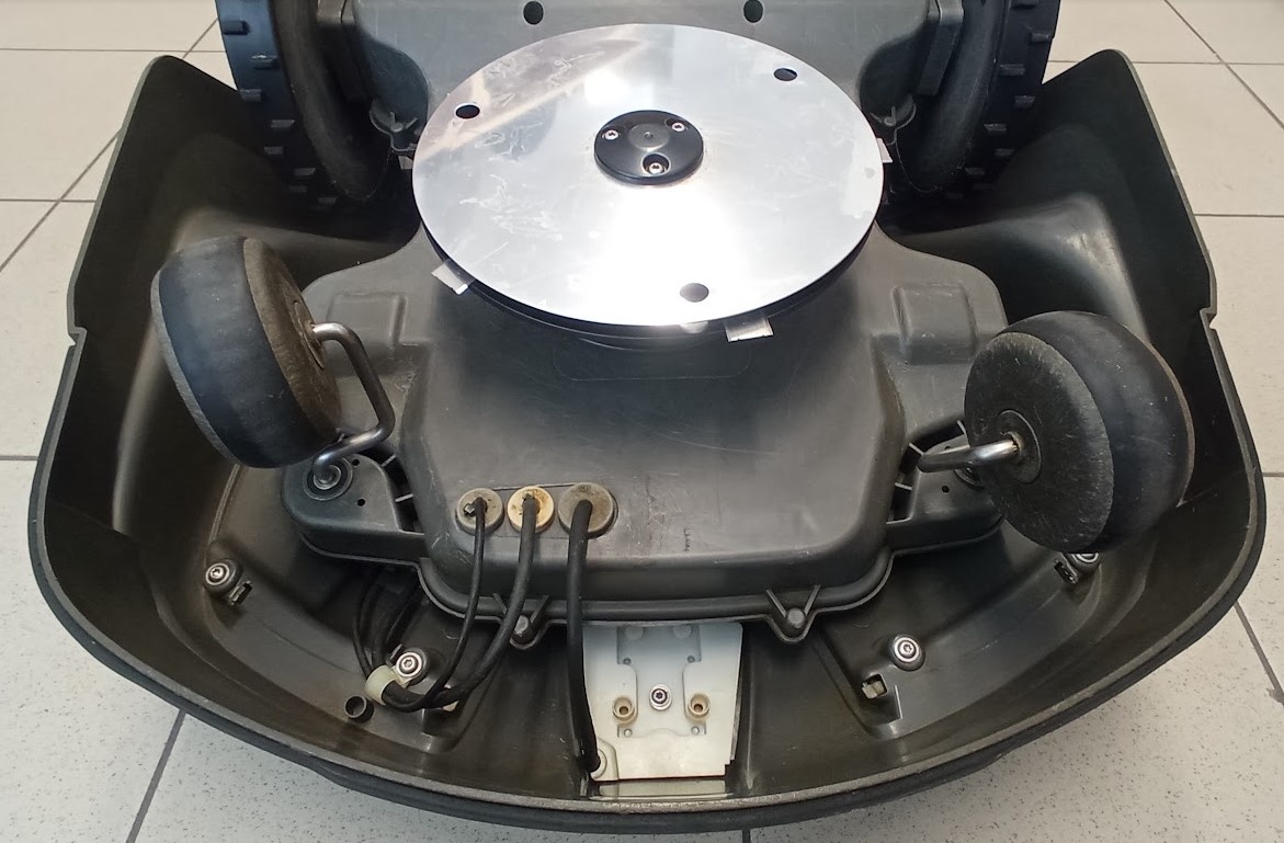 Robotická sekačka Husqvarna Automower 450X,vč. příslušenství - 3