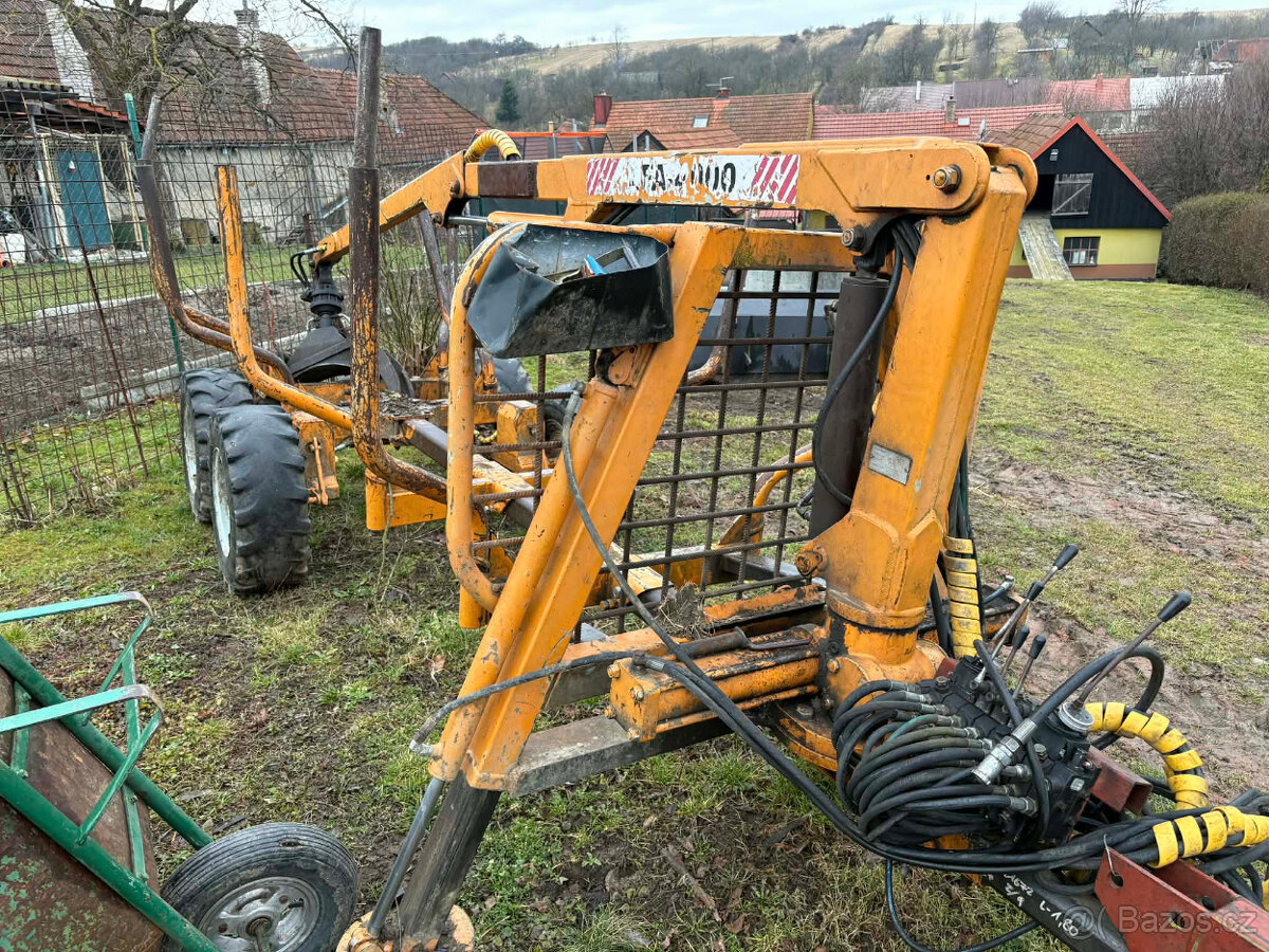 Vyvážečka za traktor AFA 4000 - 3