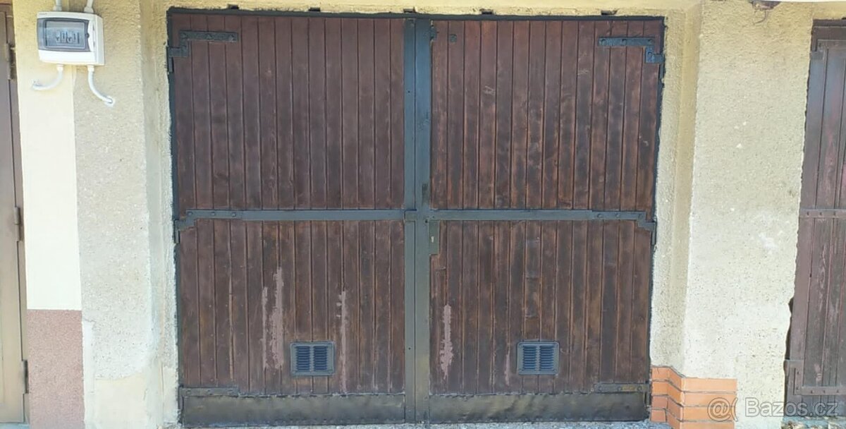 GARÁŽ NA PRODEJ V HULÍNĚ - 3