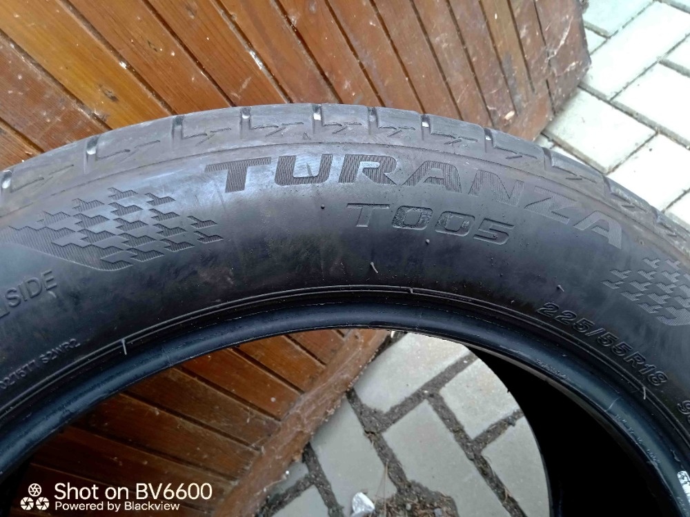 Letní pneu Bridgestone . - 3