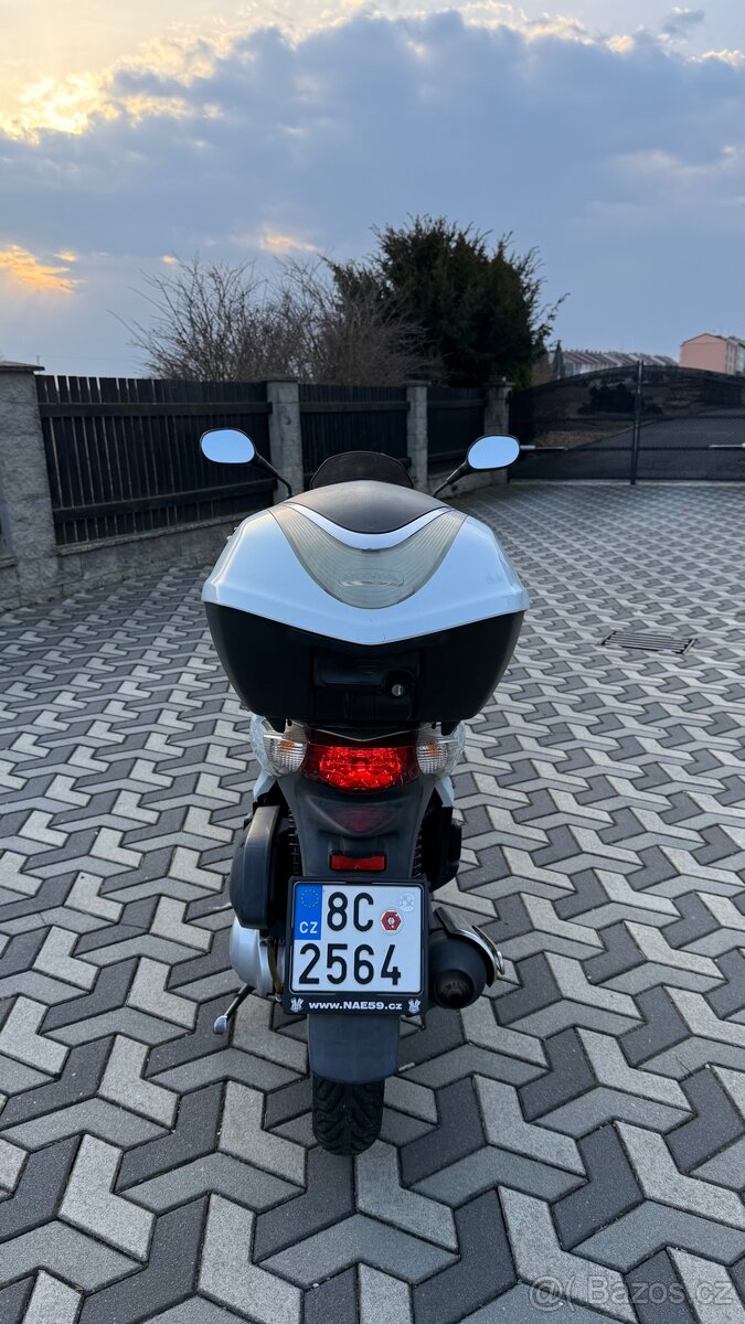 Skutr HONDA SH 125 - 3