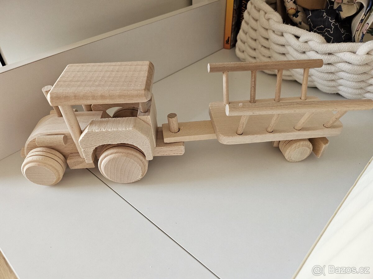 Dřevěný traktor - 3