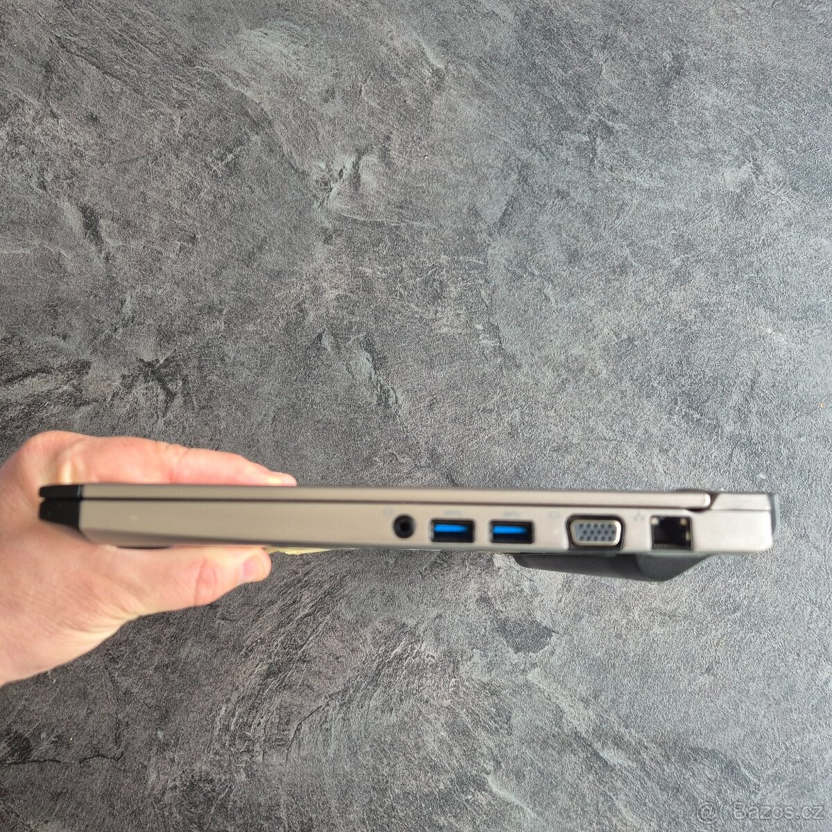 Dell Vostro V131 - 3