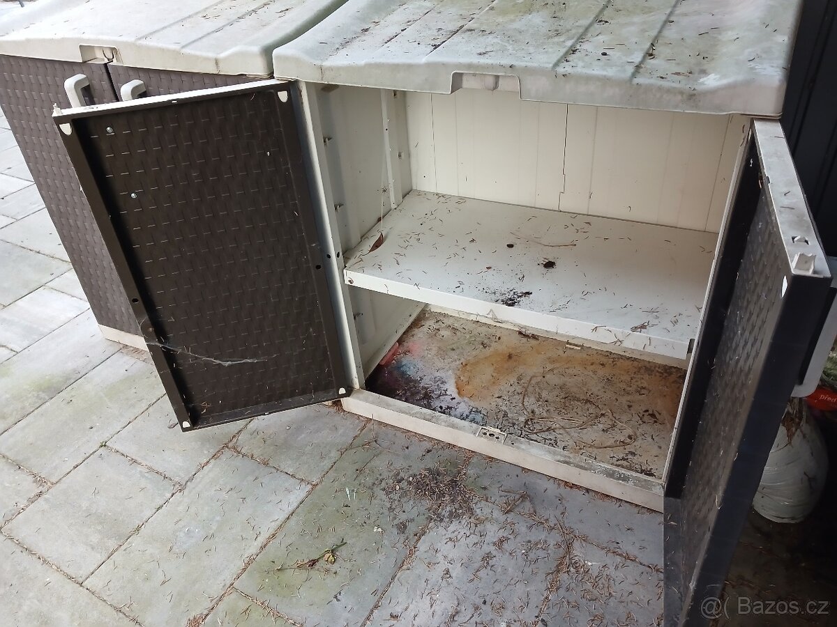 Plastovy zahradni box - 3