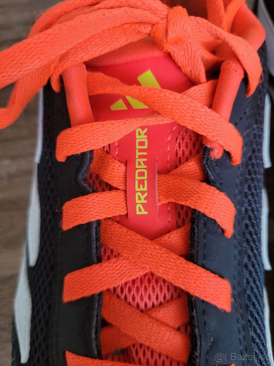 Dětské sálové Adidas Predator vel.35 - 3