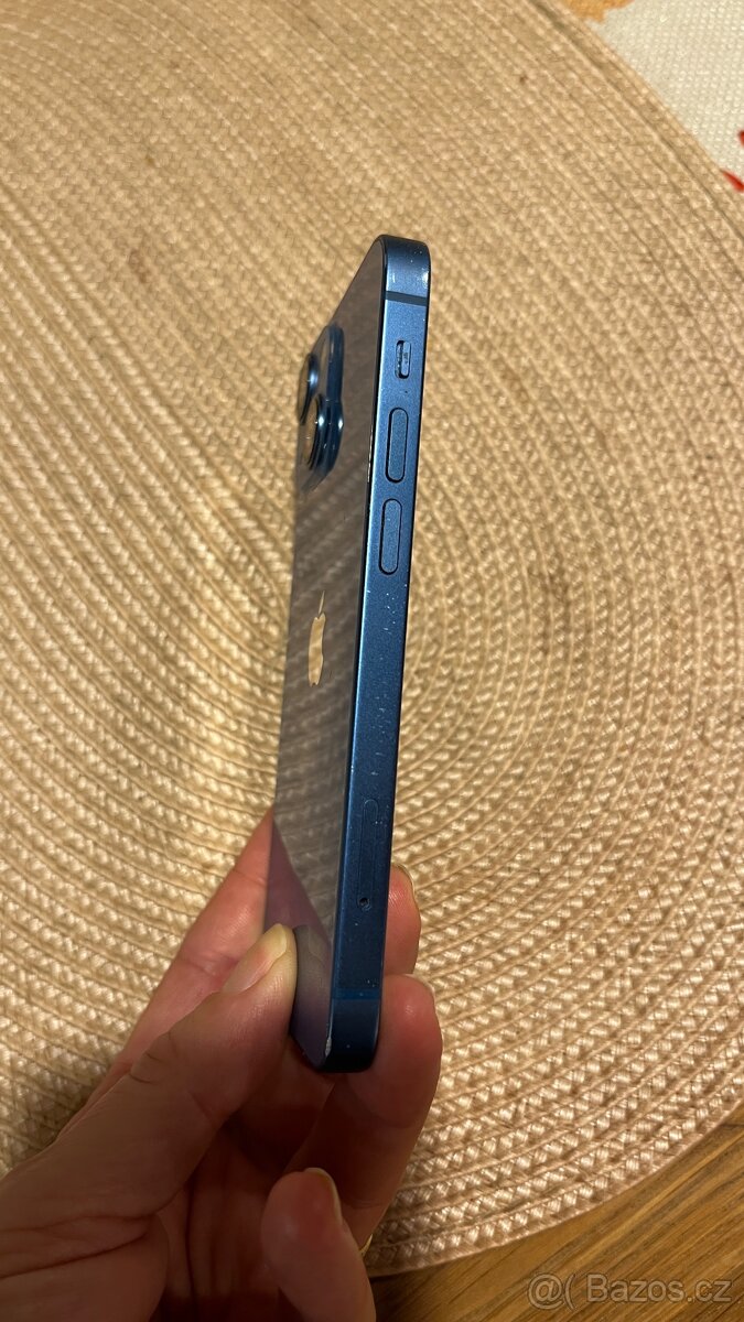 Prodám modrý iPhone 13 mini 128GB - 3