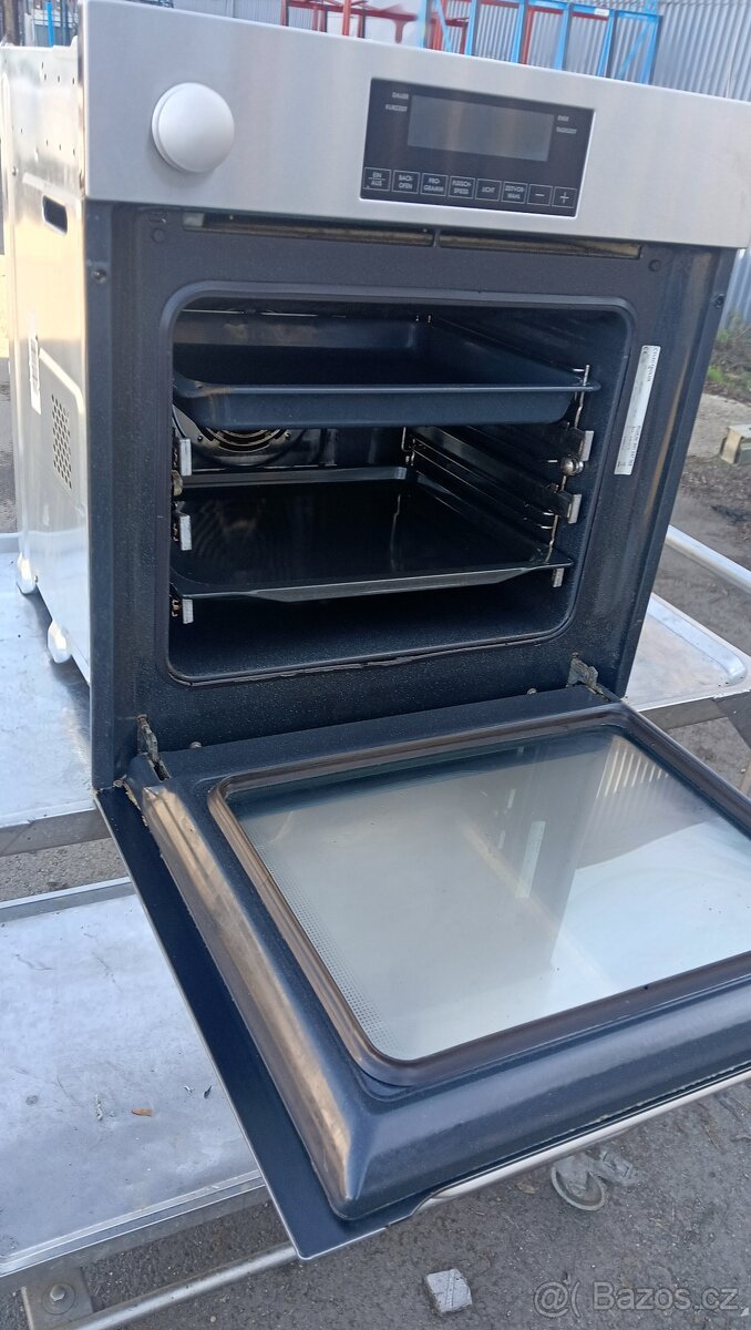 Parní trouba AEG - 3