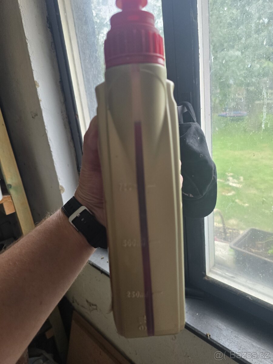 Olej CASTROL SCOOTER 5W-40 4T - 3