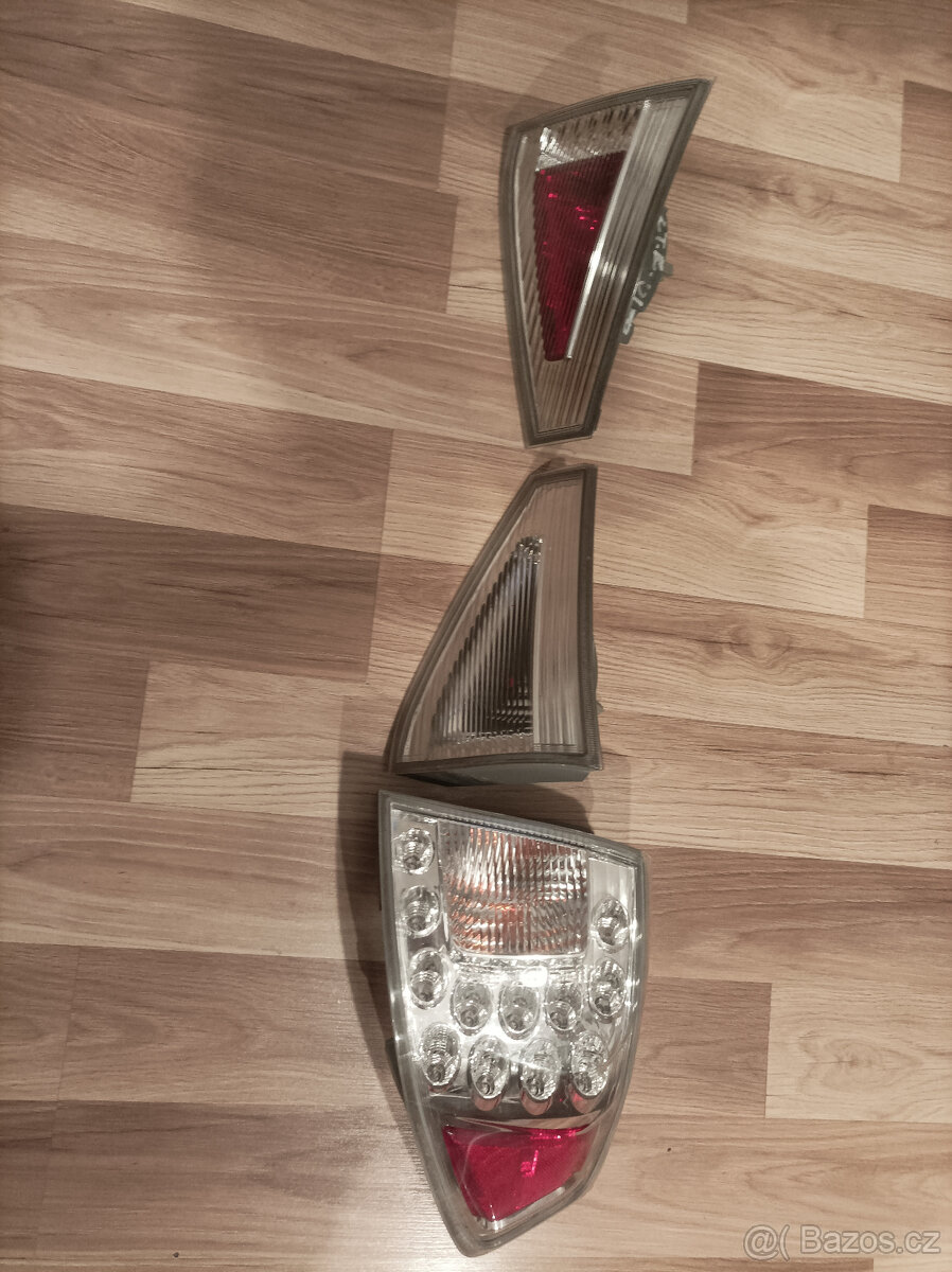 Subaru Impreza III zadní světlo 2010r. - 3