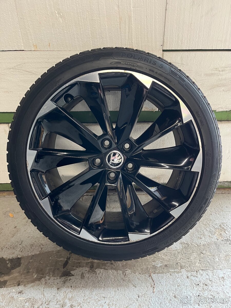 Škoda Superb R19 Originální zimní sada - 3