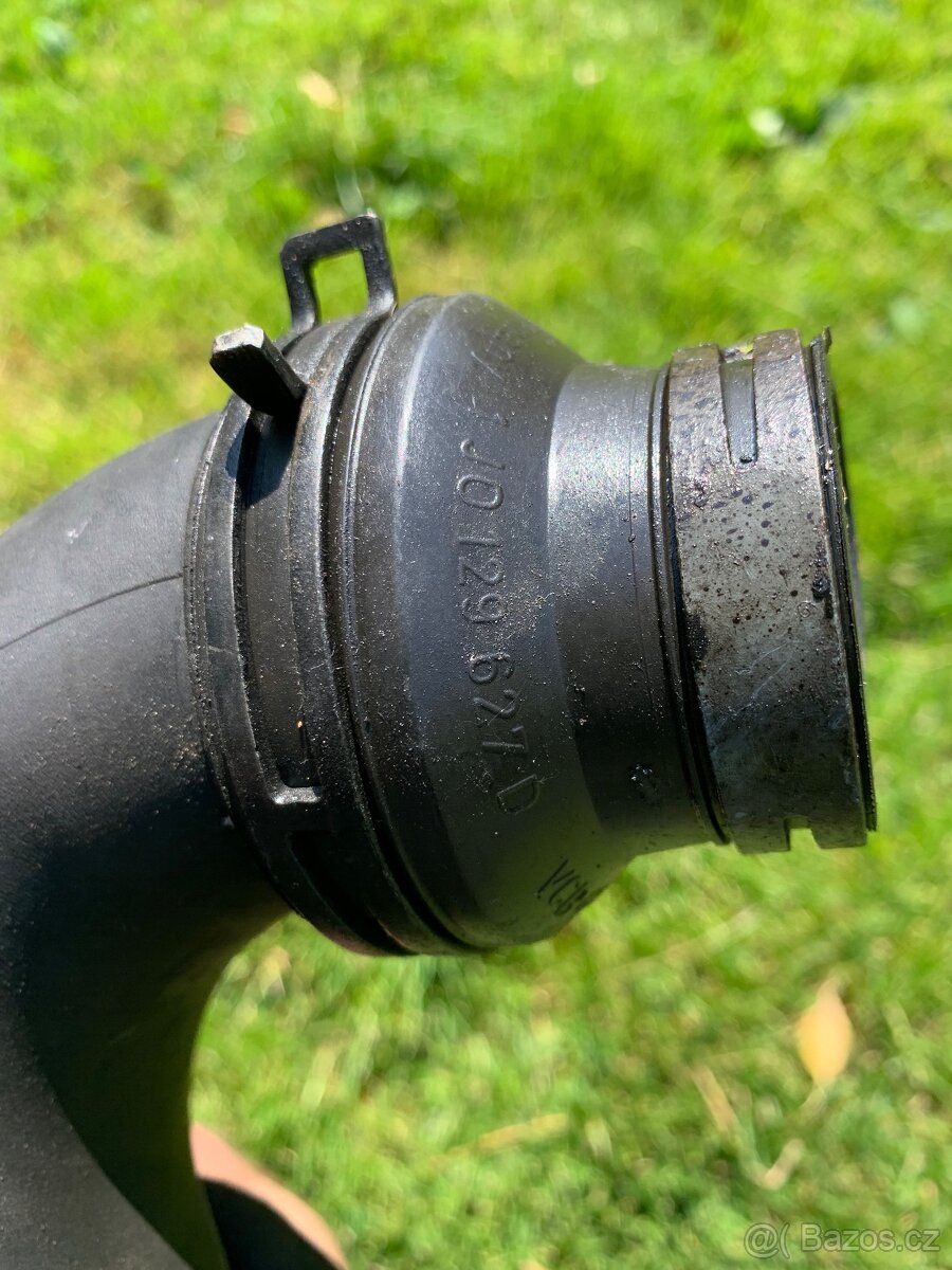 Trubka sání Octavia Golf 2,0TDi 1,9TDi - 3