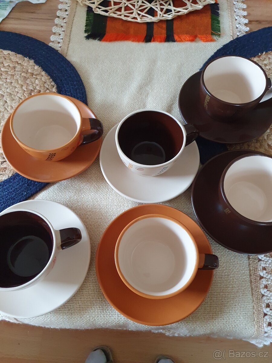 Šálky s podšálky - 3