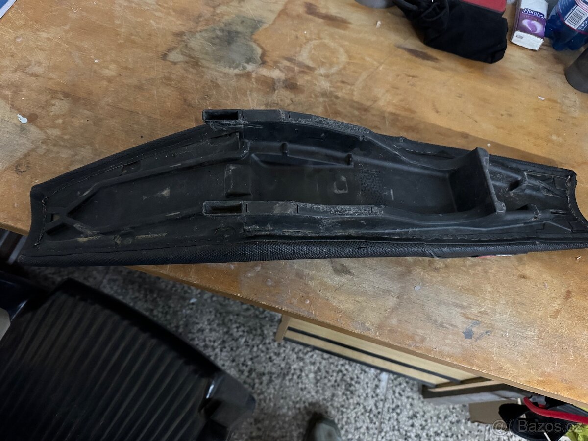 Zvýšené sedlo KTM EXC - 3