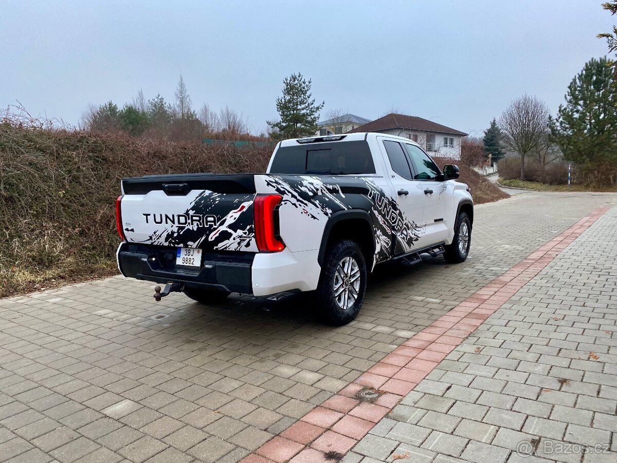 Toyota Tundra 3.5 SR5 4x4 Biturbo automat, rok 2022, 19 tkm - 3