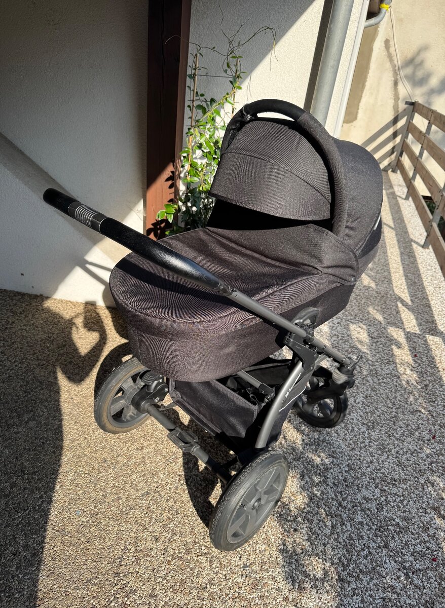Trojkombinace - kočárek X-lander (X-move) + Cybex Aton 5 - 3