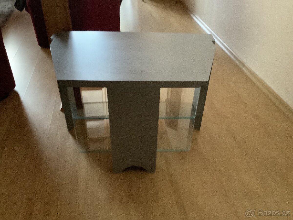 Televizní stolek střríbrný - 3