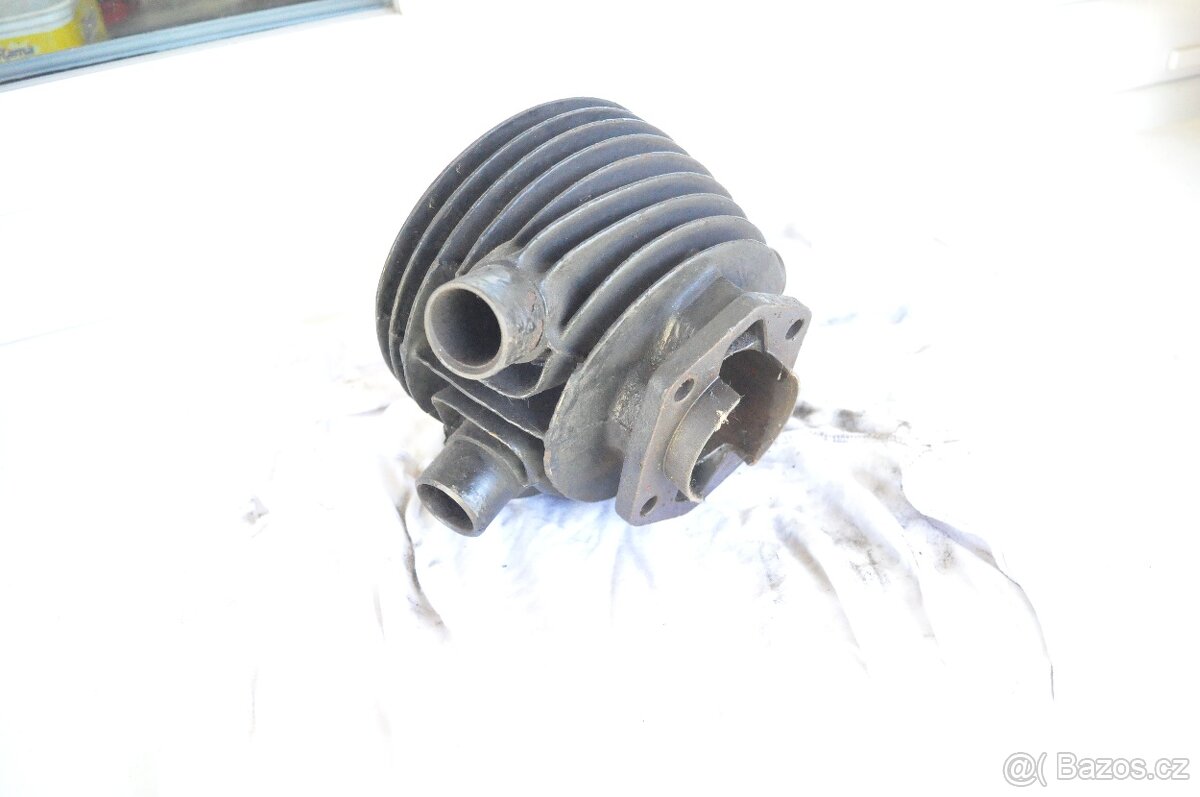 ČZ 125 B-T Válec - 3