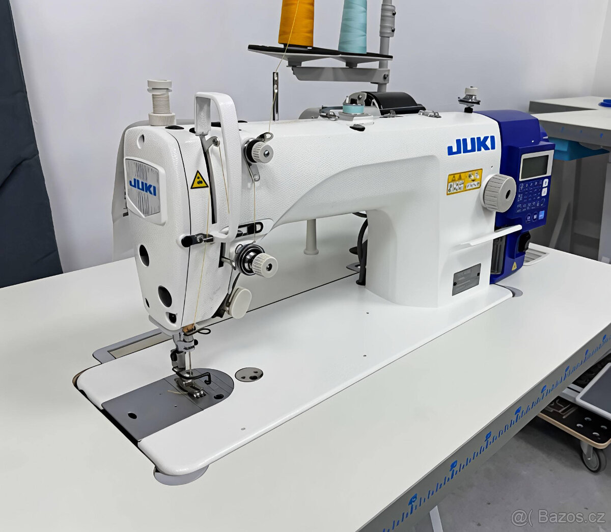 Průmyslový automaticky šicí stroj Juki DDL-7000A - 3