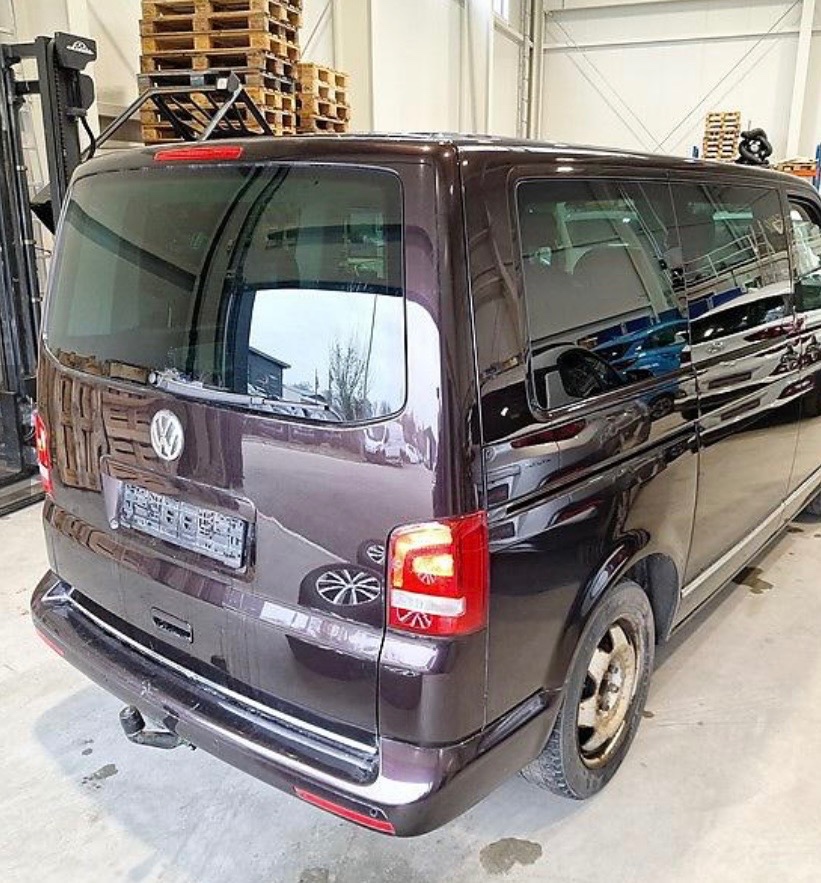 Volkswagen multivan dsg 7 míst - 3