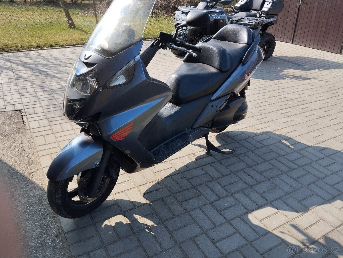 Honda Silver Wing FJS 400 - 3