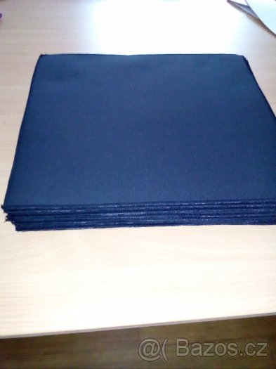 Tašky na rameno, černé prostírání - 3