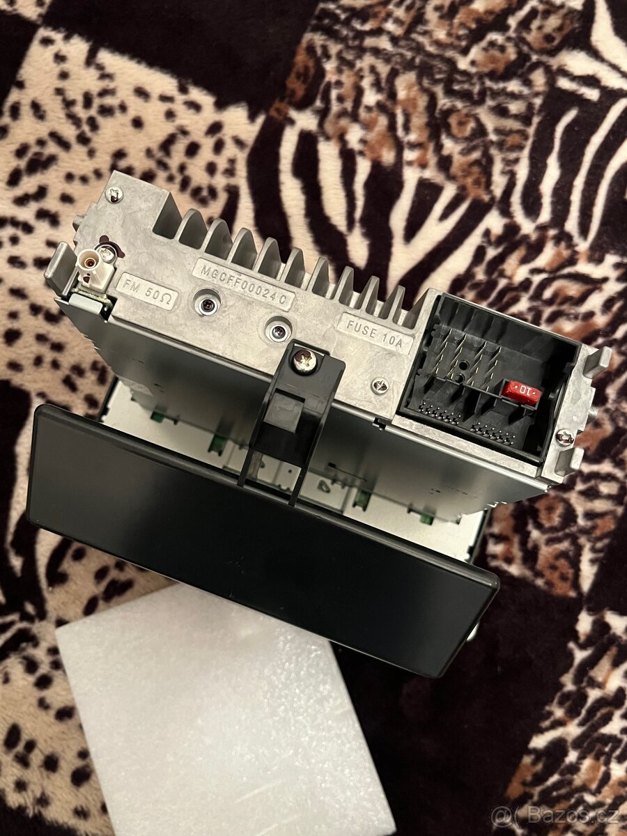 Autorádio originální VW - 3