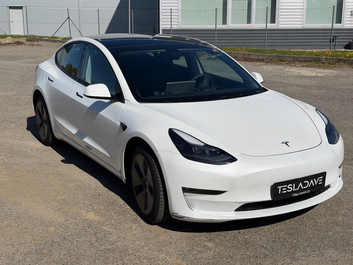 Tesla Model 3 Long Range AWD - 3