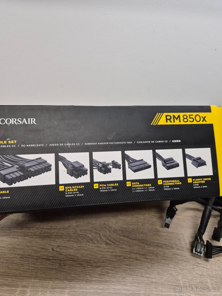 Zdroj Corsair RM850x Black 850 W - 3