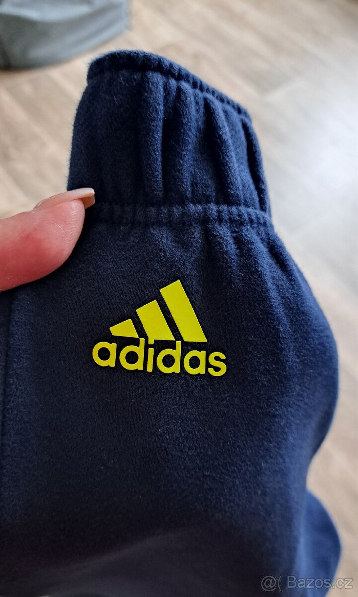 Krásné pánské tepláky Adidas - 3